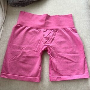 NVGTN seamless shorts